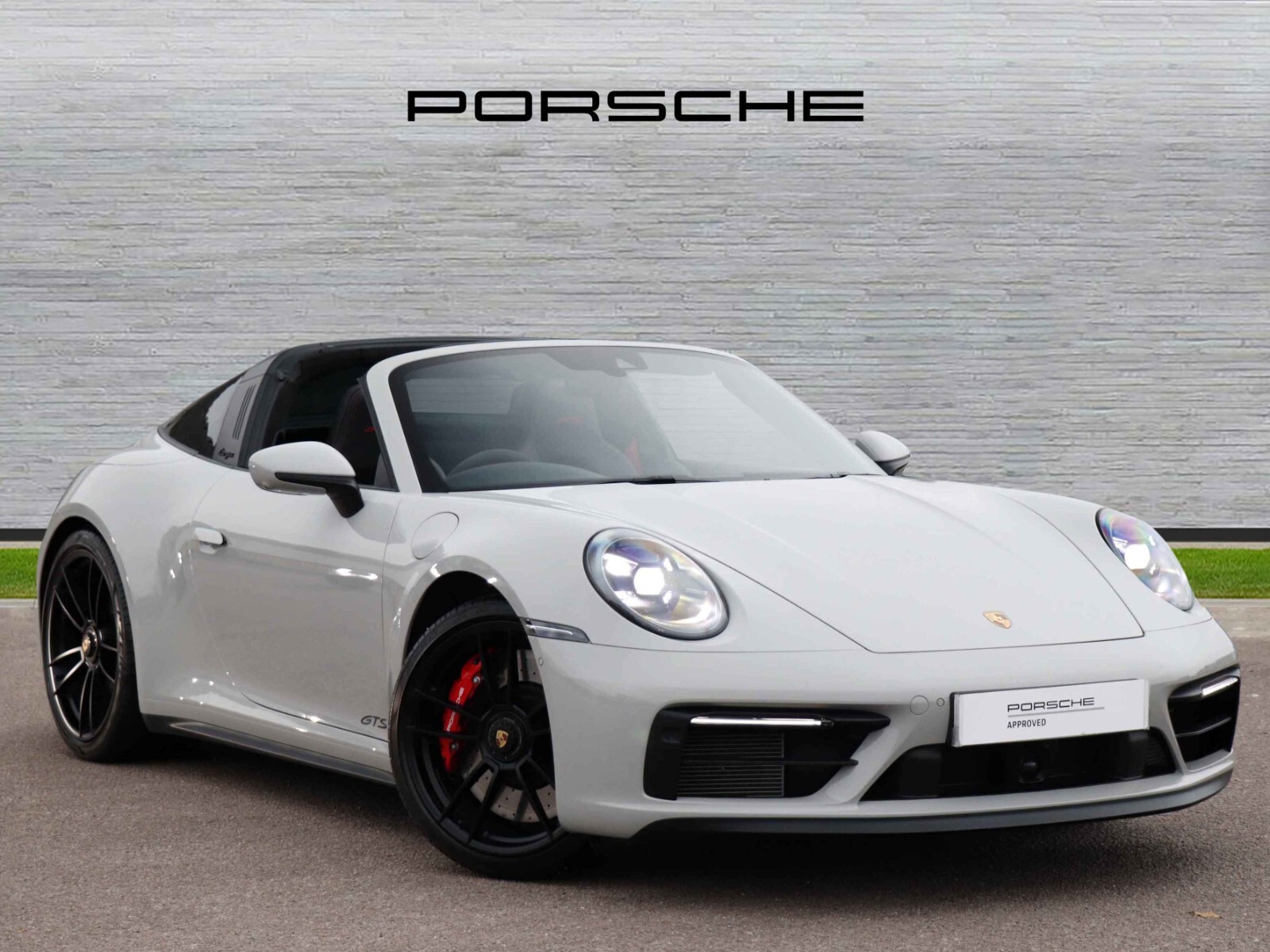 Main listing image - Porsche 911