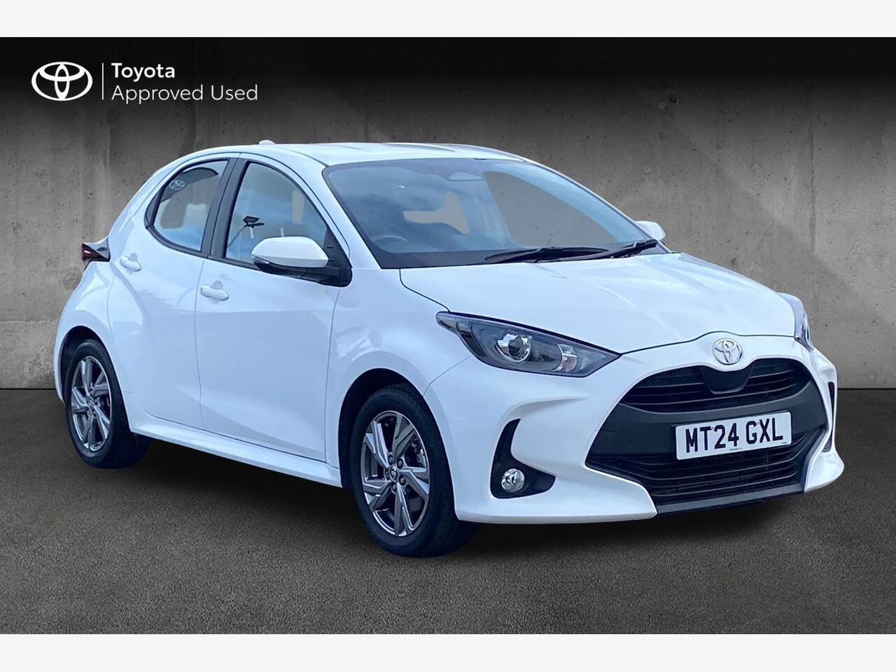 Main listing image - Toyota Yaris