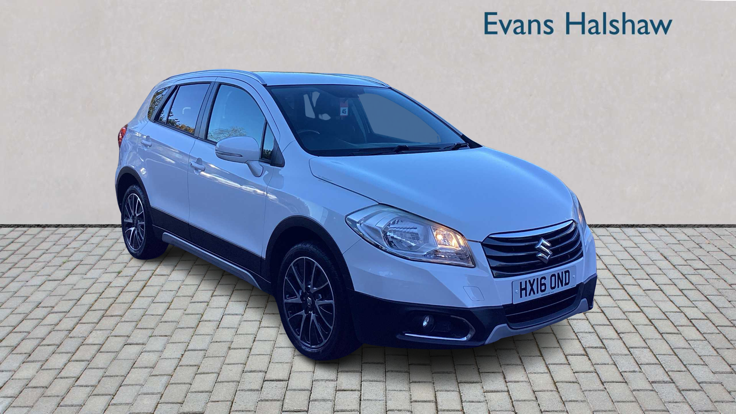 Main listing image - Suzuki SX4 S-Cross