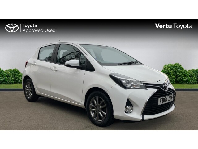 Main listing image - Toyota Yaris