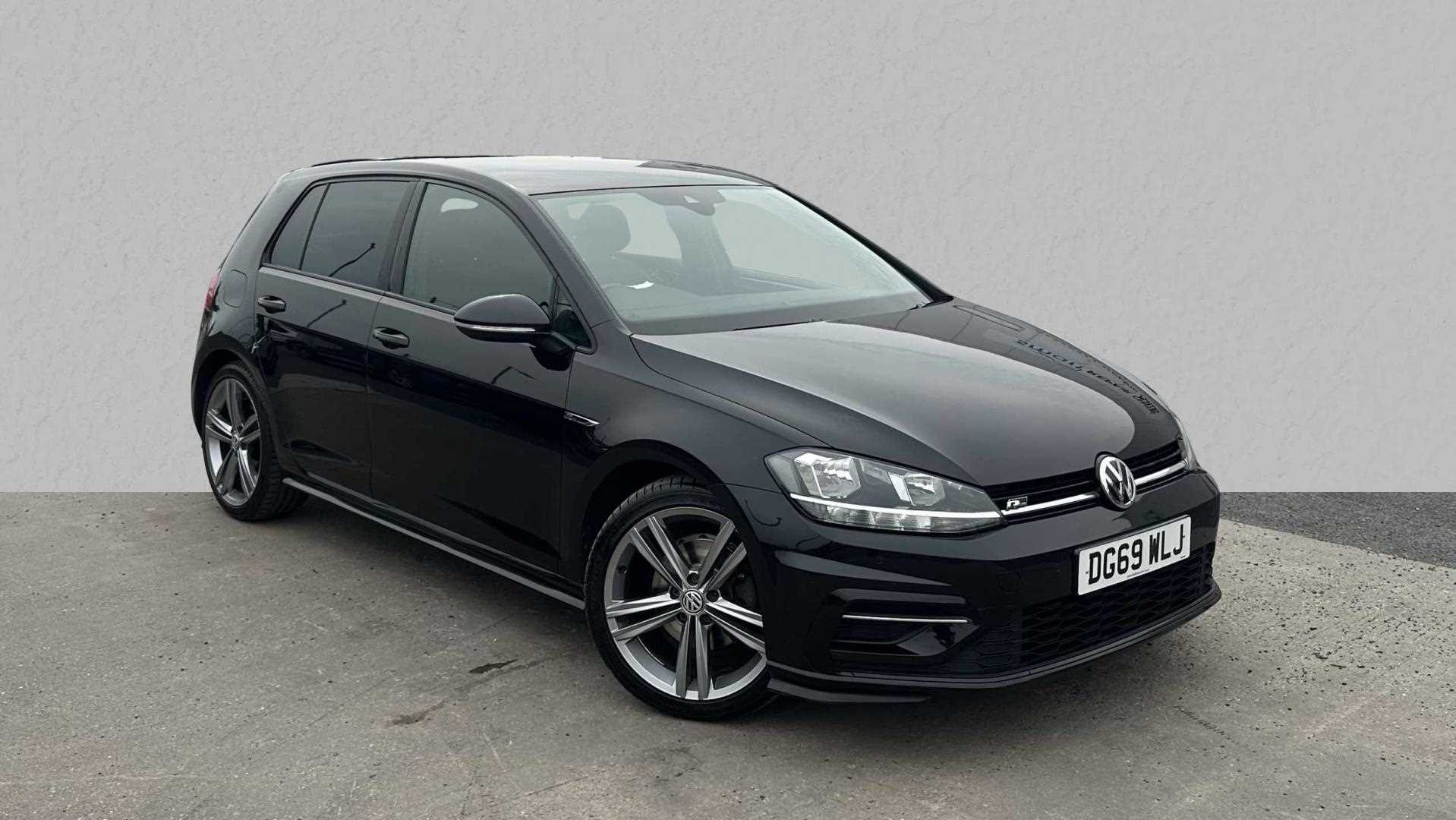 Main listing image - Volkswagen Golf