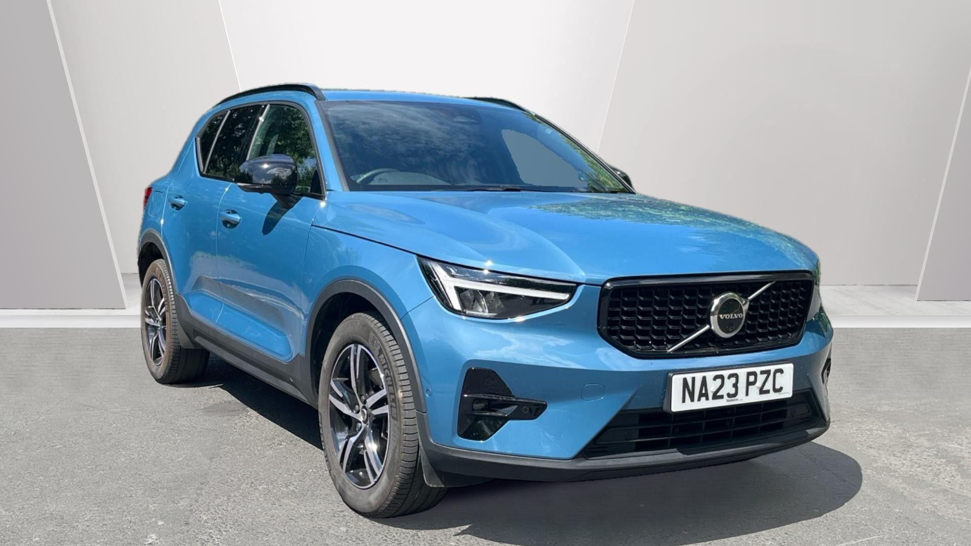 Main listing image - Volvo XC40