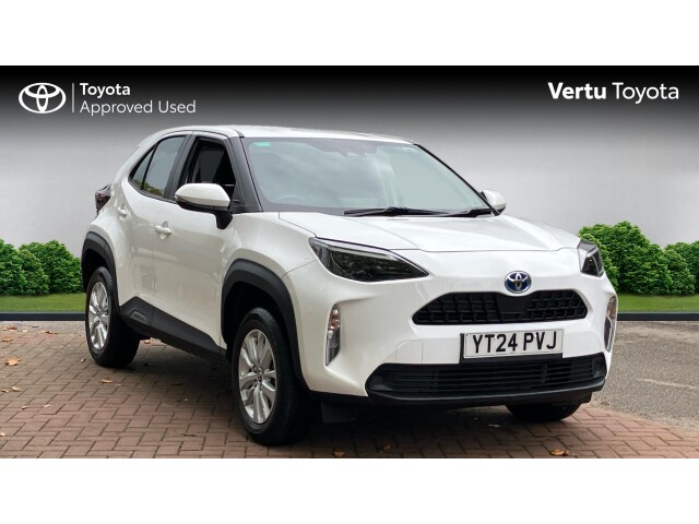 Main listing image - Toyota Yaris Cross
