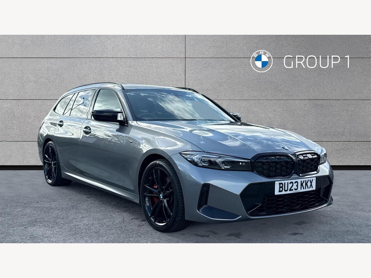 Main listing image - BMW 3 Series Touring