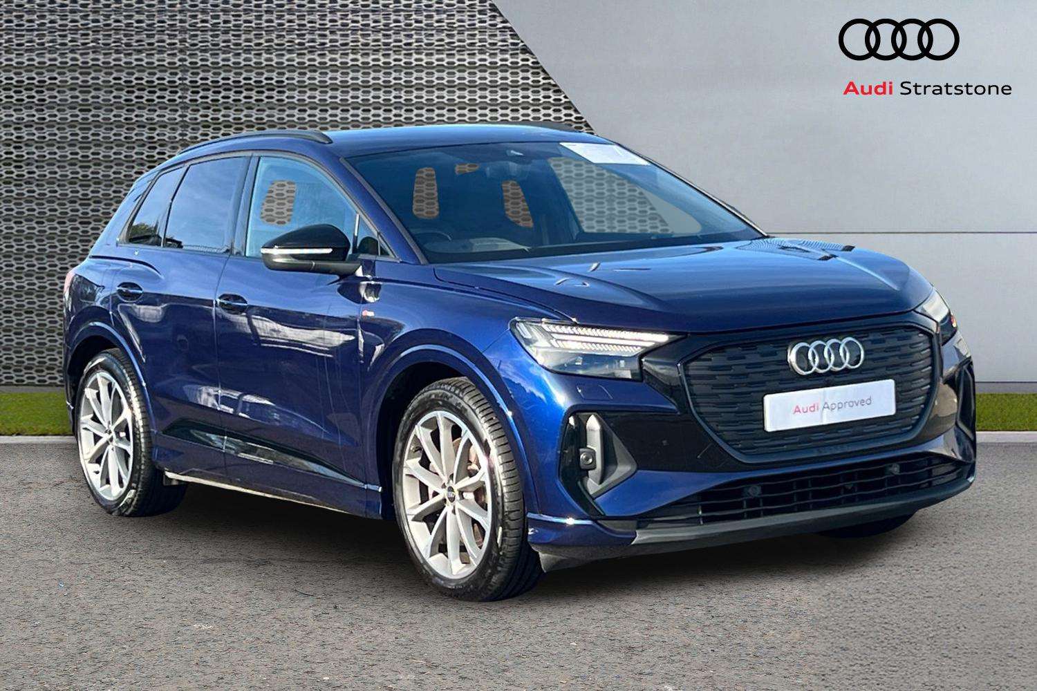 Main listing image - Audi Q4