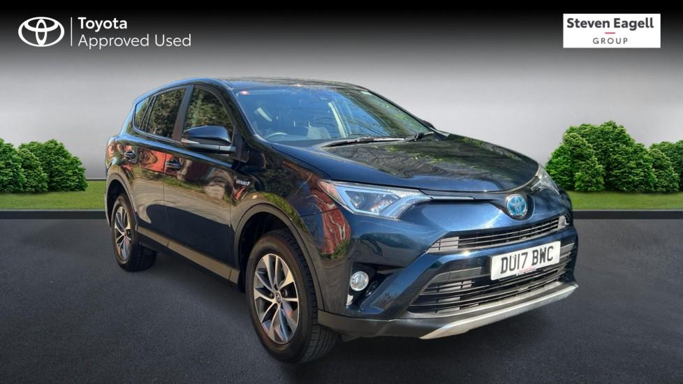 Main listing image - Toyota RAV4