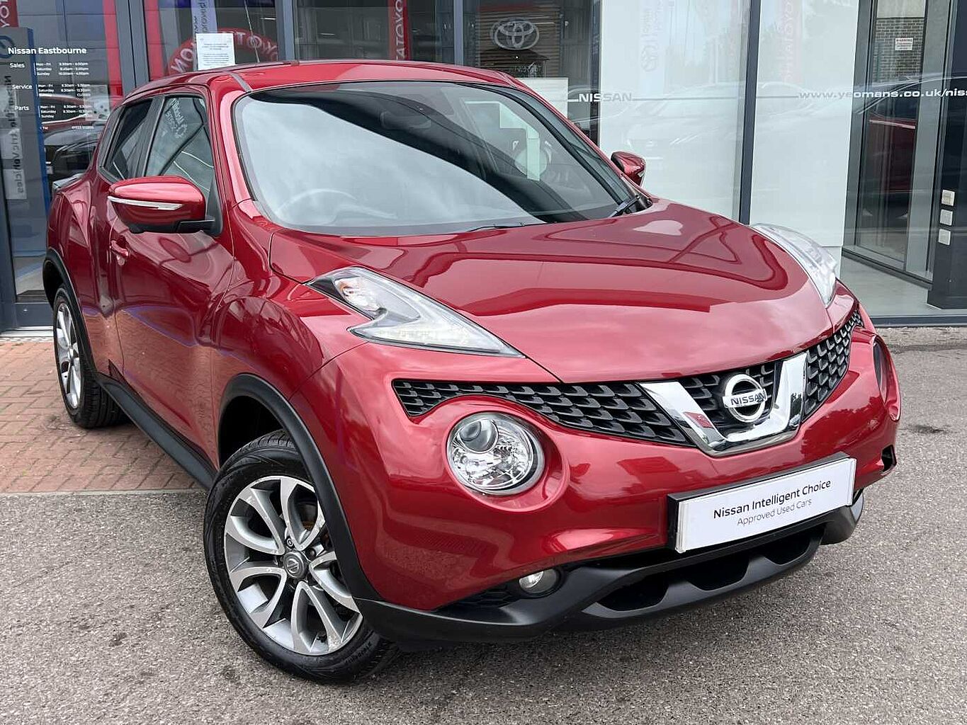 Main listing image - Nissan Juke