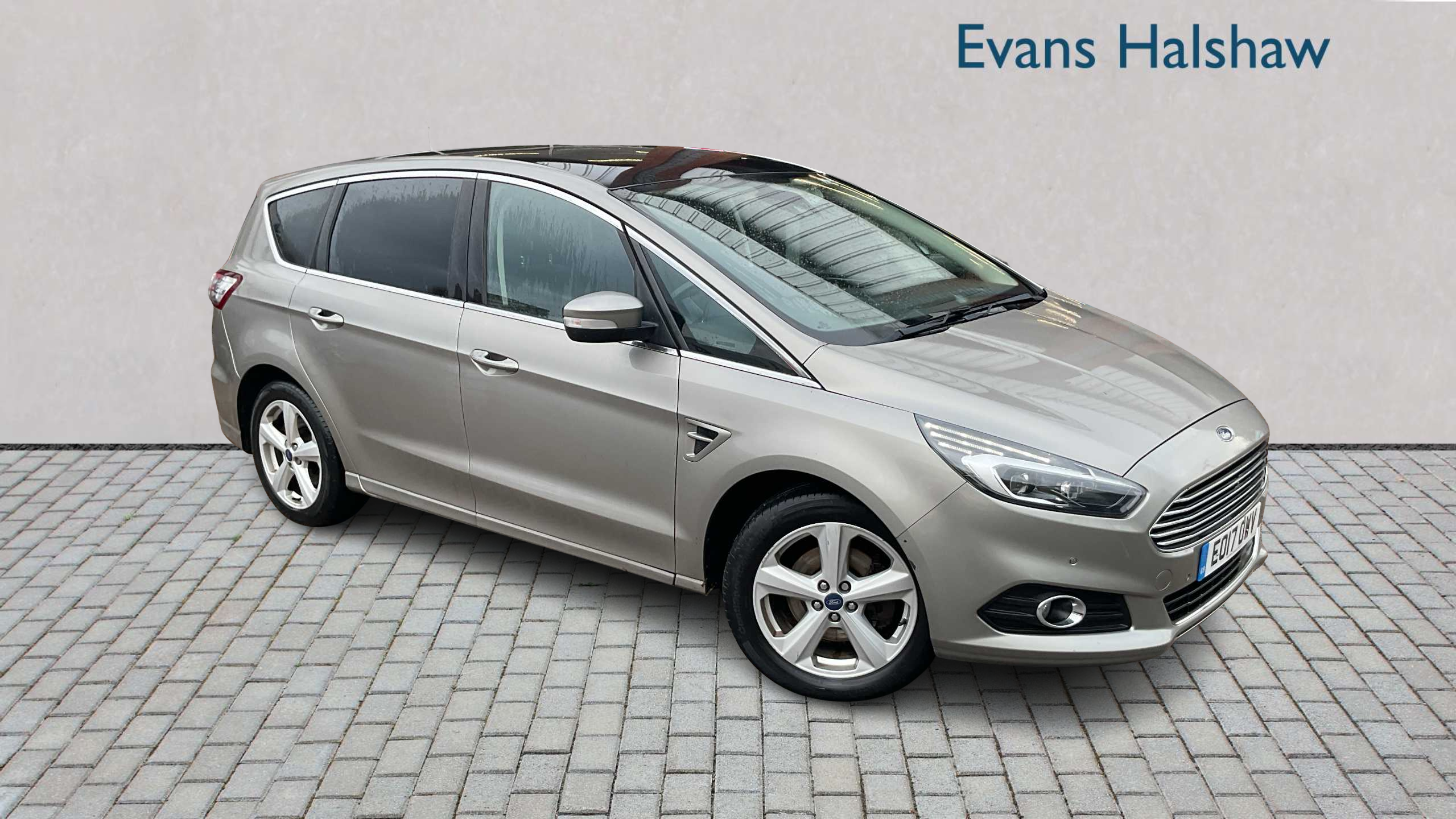 Main listing image - Ford S-MAX