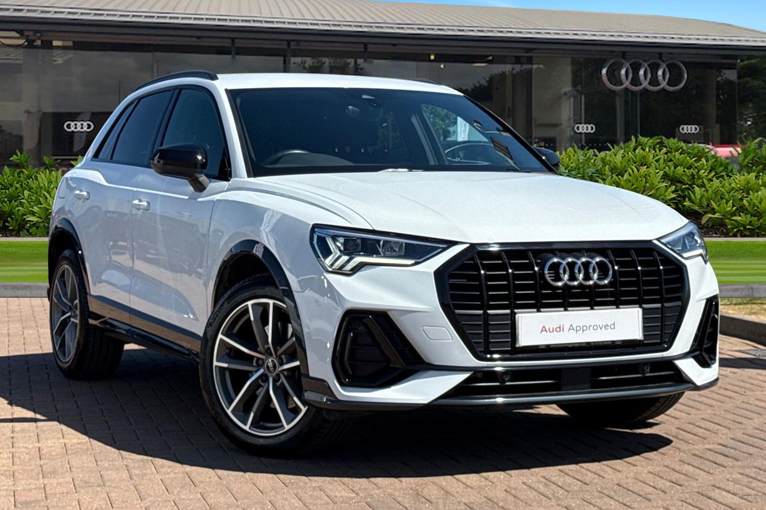 Main listing image - Audi Q3