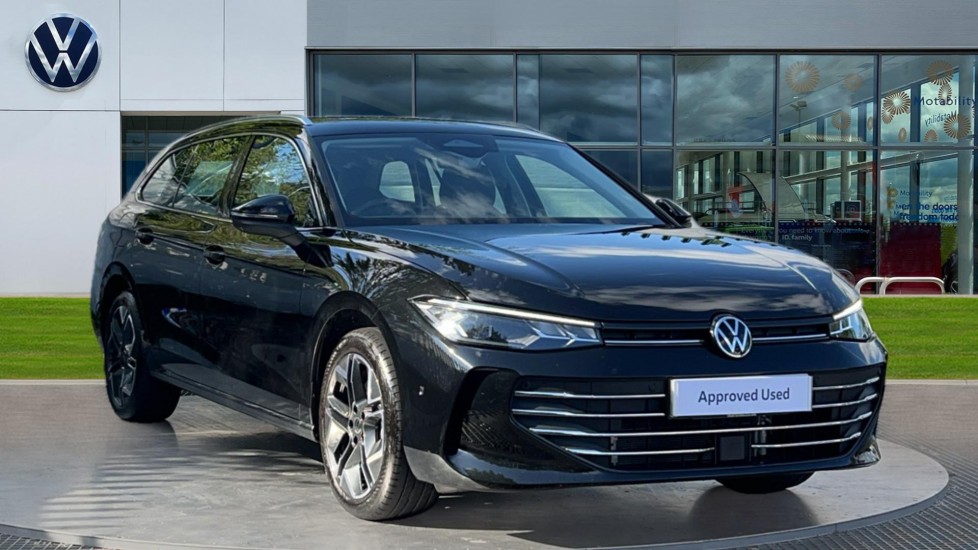Main listing image - Volkswagen Passat Estate