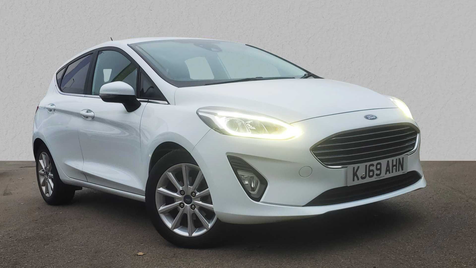 Main listing image - Ford Fiesta