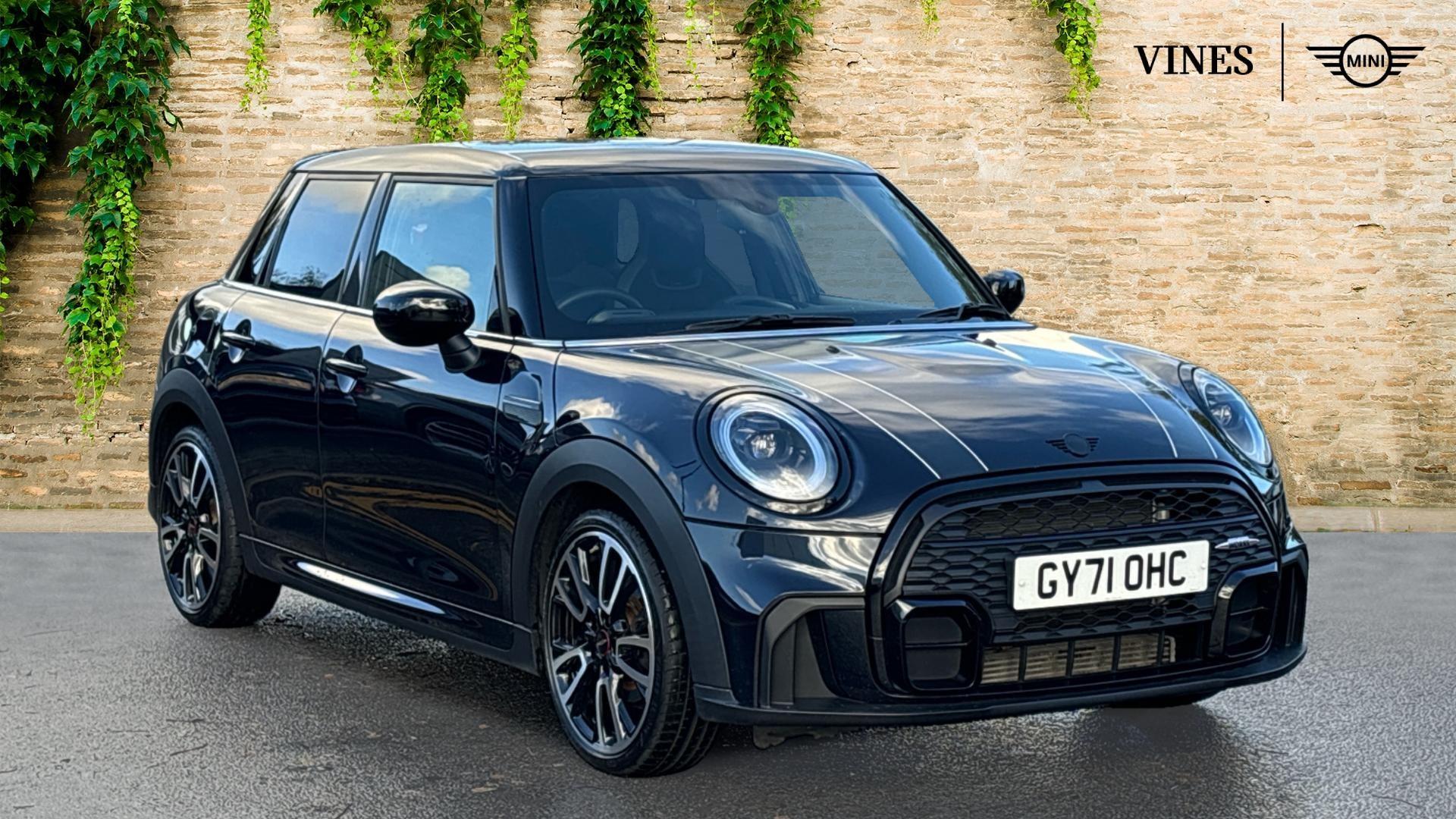 Main listing image - MINI Hatchback 5dr