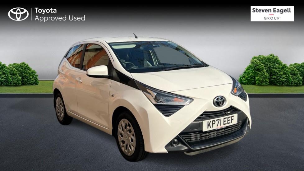 Main listing image - Toyota Aygo