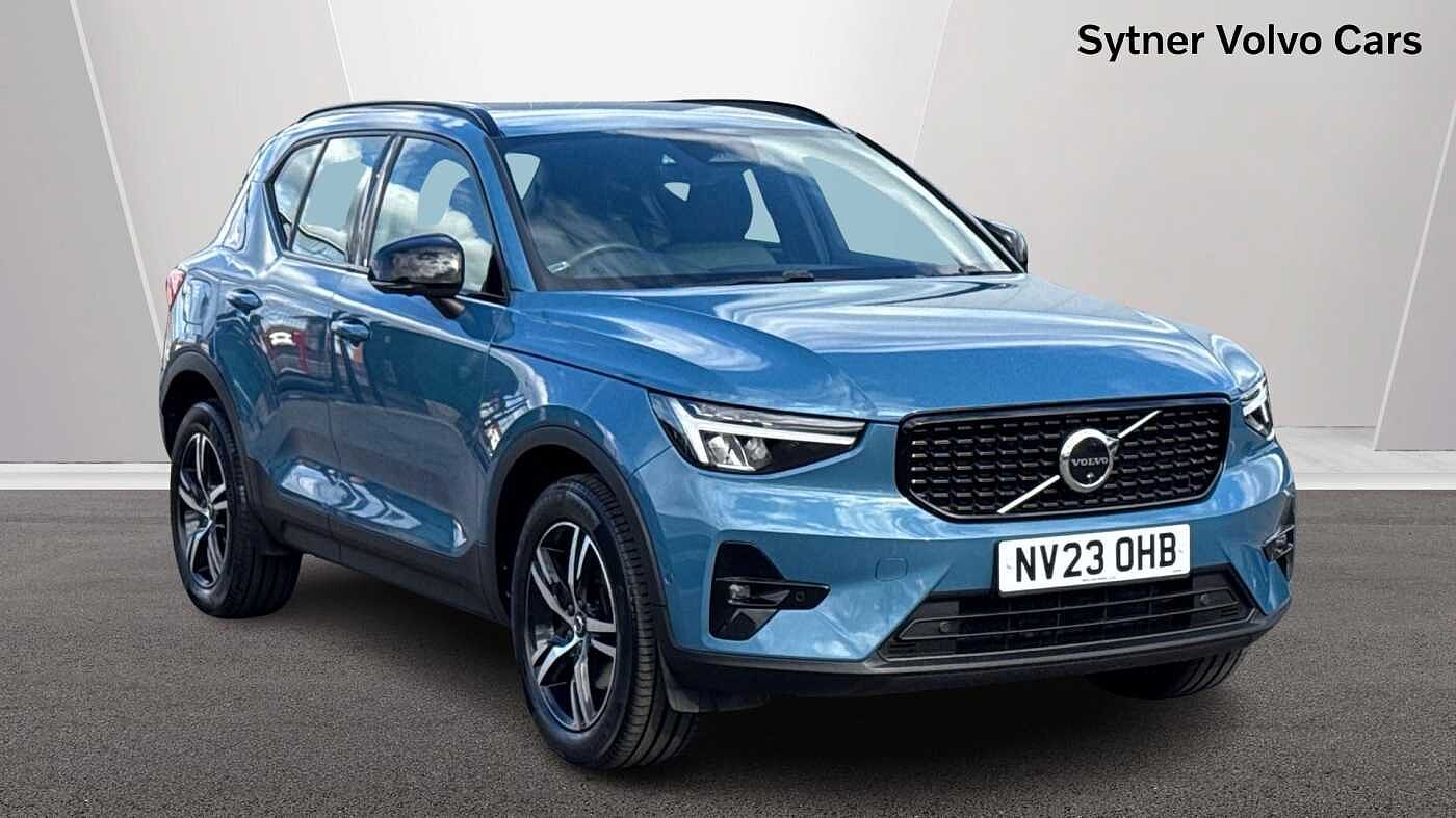 Main listing image - Volvo XC40