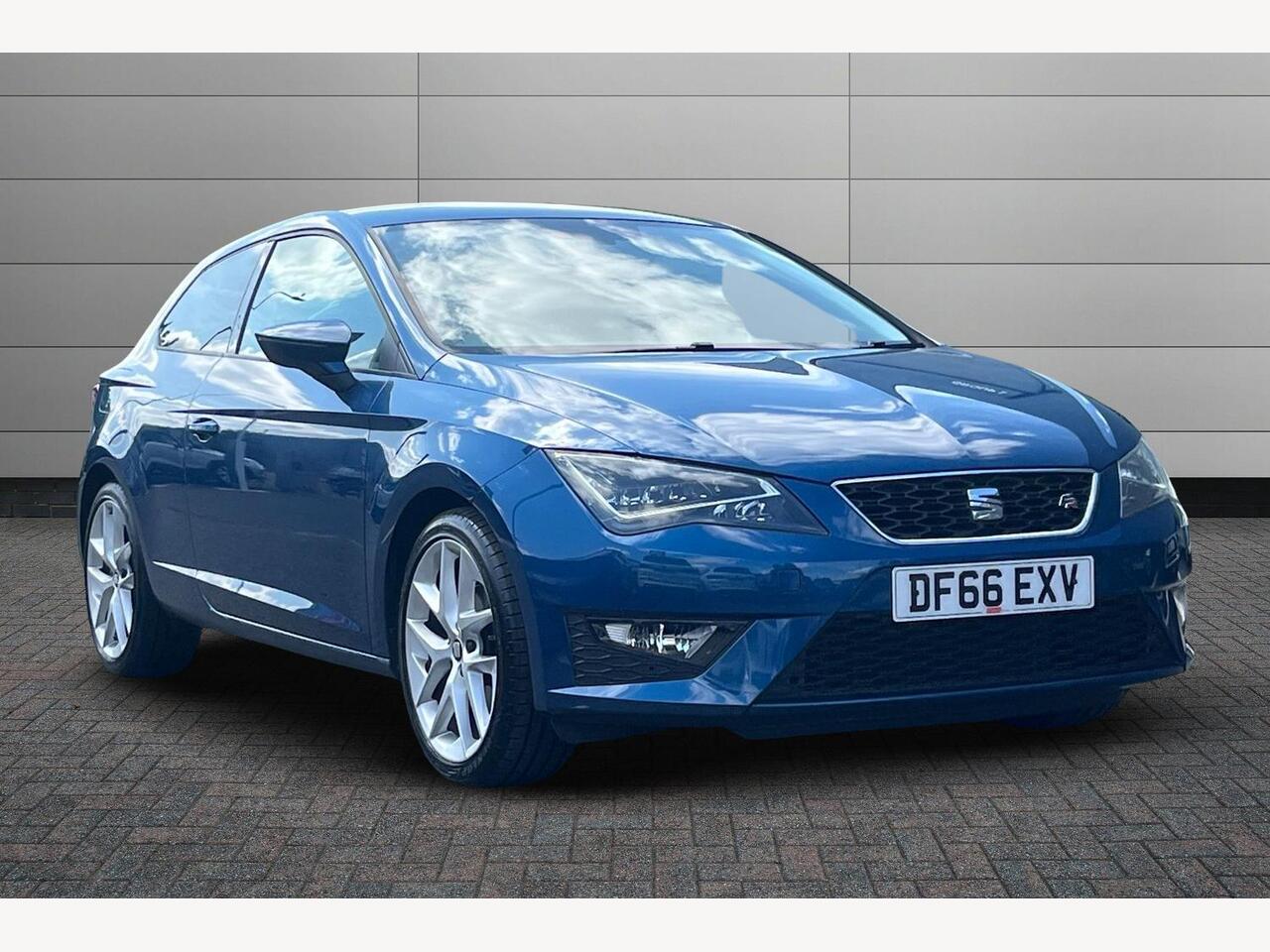 Main listing image - SEAT Leon SC
