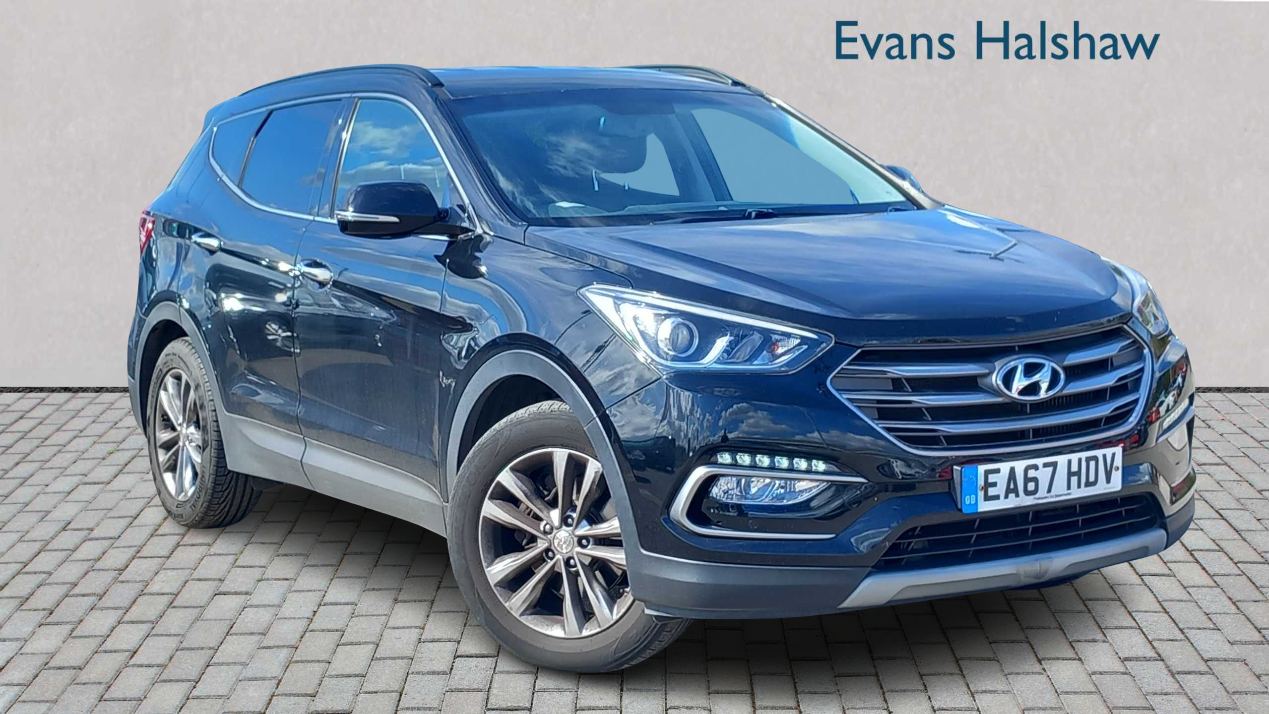 Main listing image - Hyundai Santa Fe