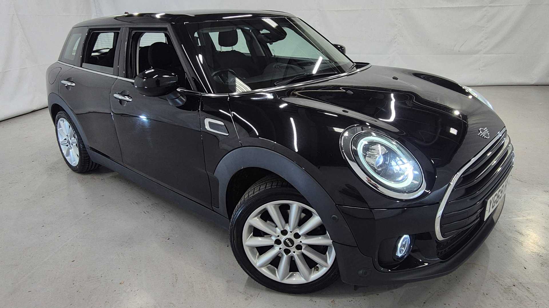 Main listing image - MINI Clubman