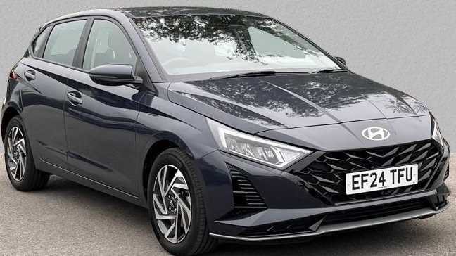 Main listing image - Hyundai i20