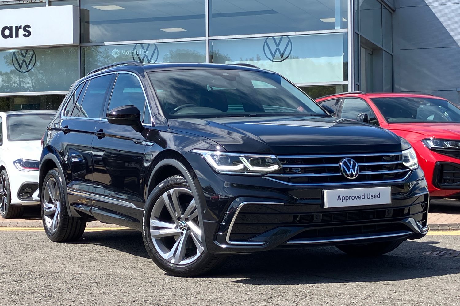 Main listing image - Volkswagen Tiguan