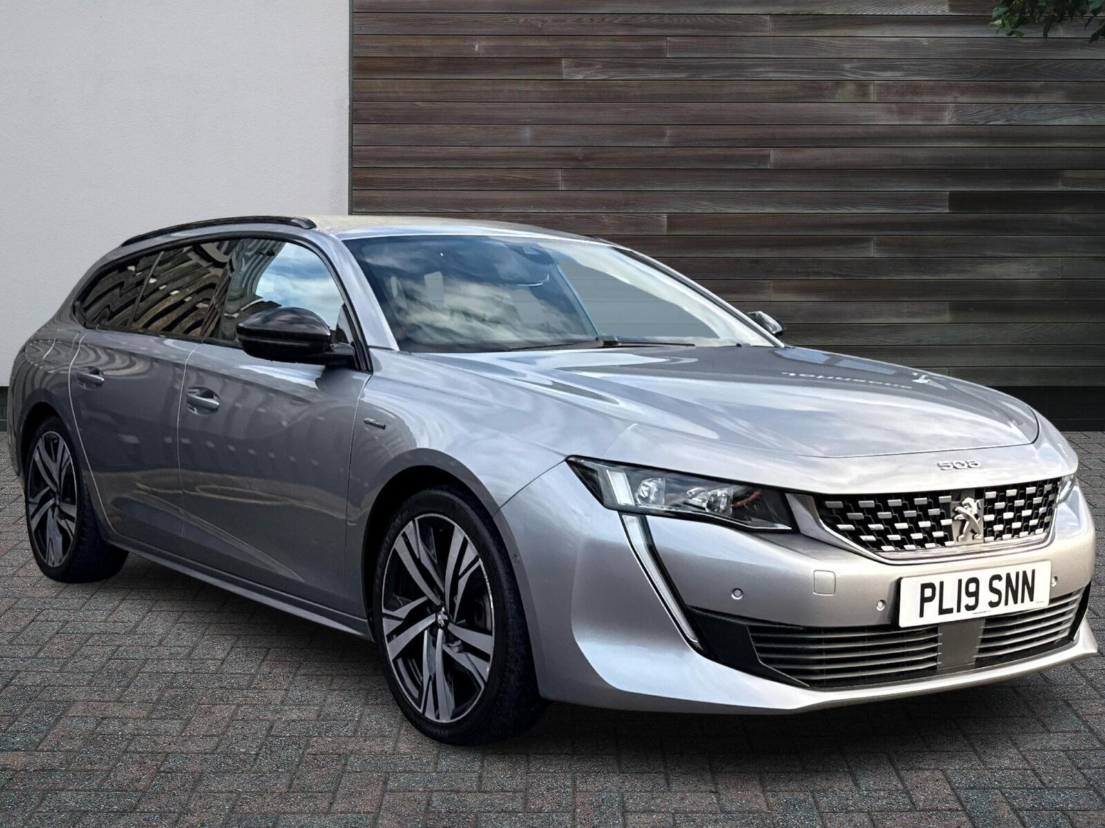 Main listing image - Peugeot 508 SW
