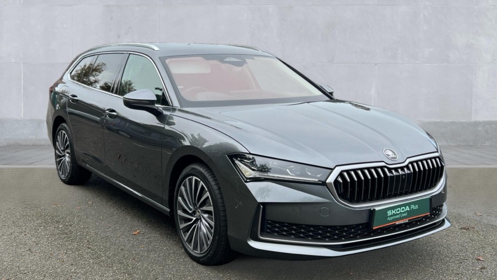 Main listing image - Skoda Superb