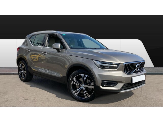 Main listing image - Volvo XC40 Recharge