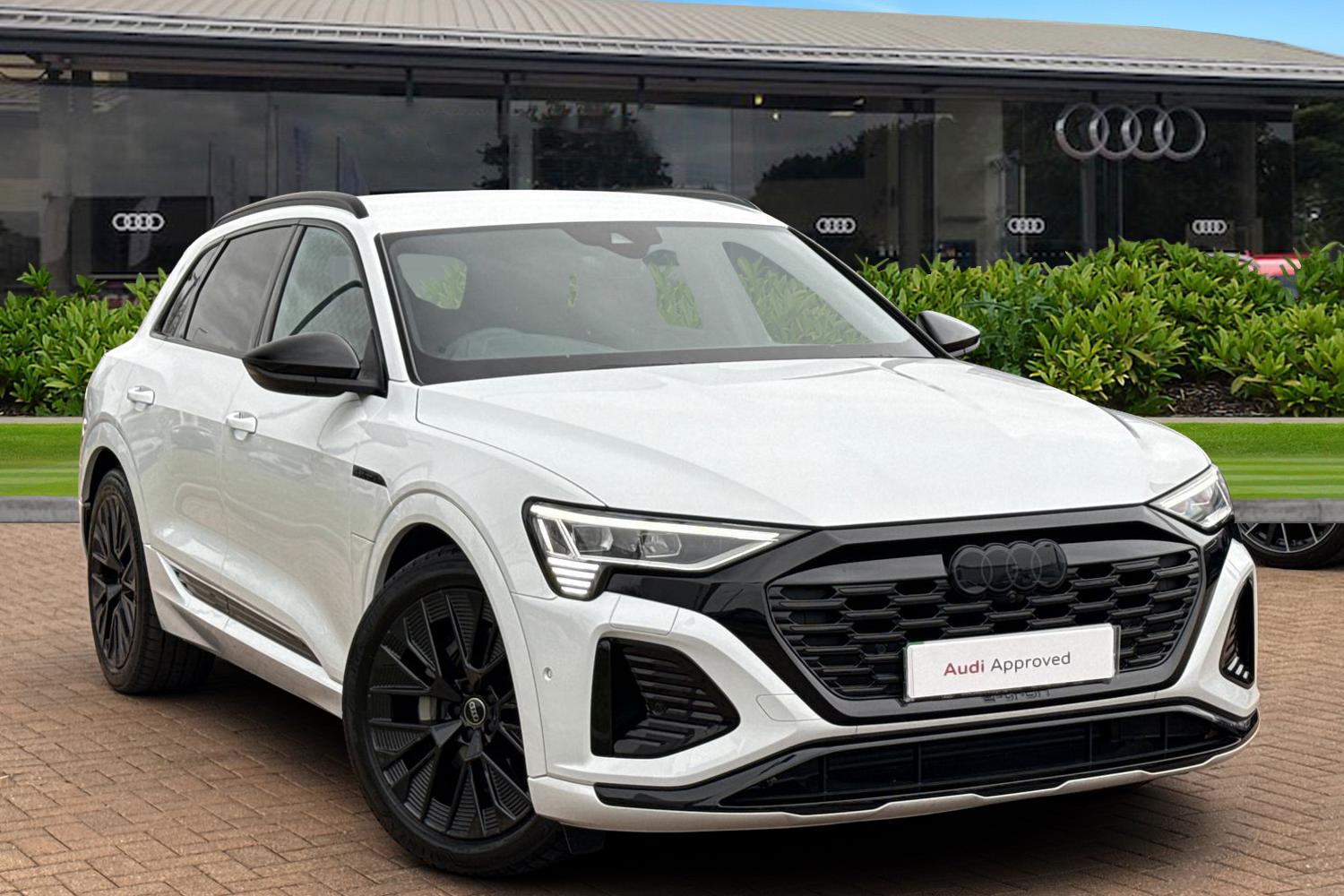 Main listing image - Audi Q8 e-tron