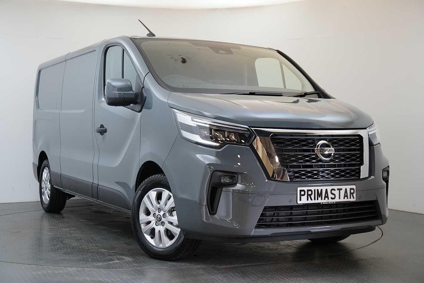 Main listing image - Nissan Primastar