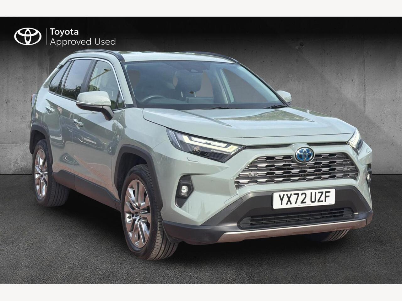 Main listing image - Toyota RAV4