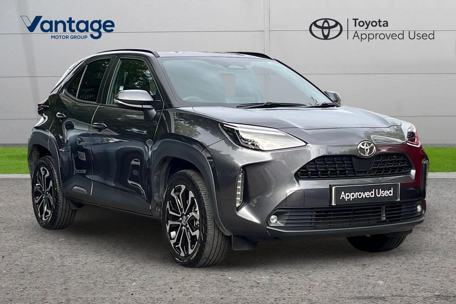 Main listing image - Toyota Yaris Cross