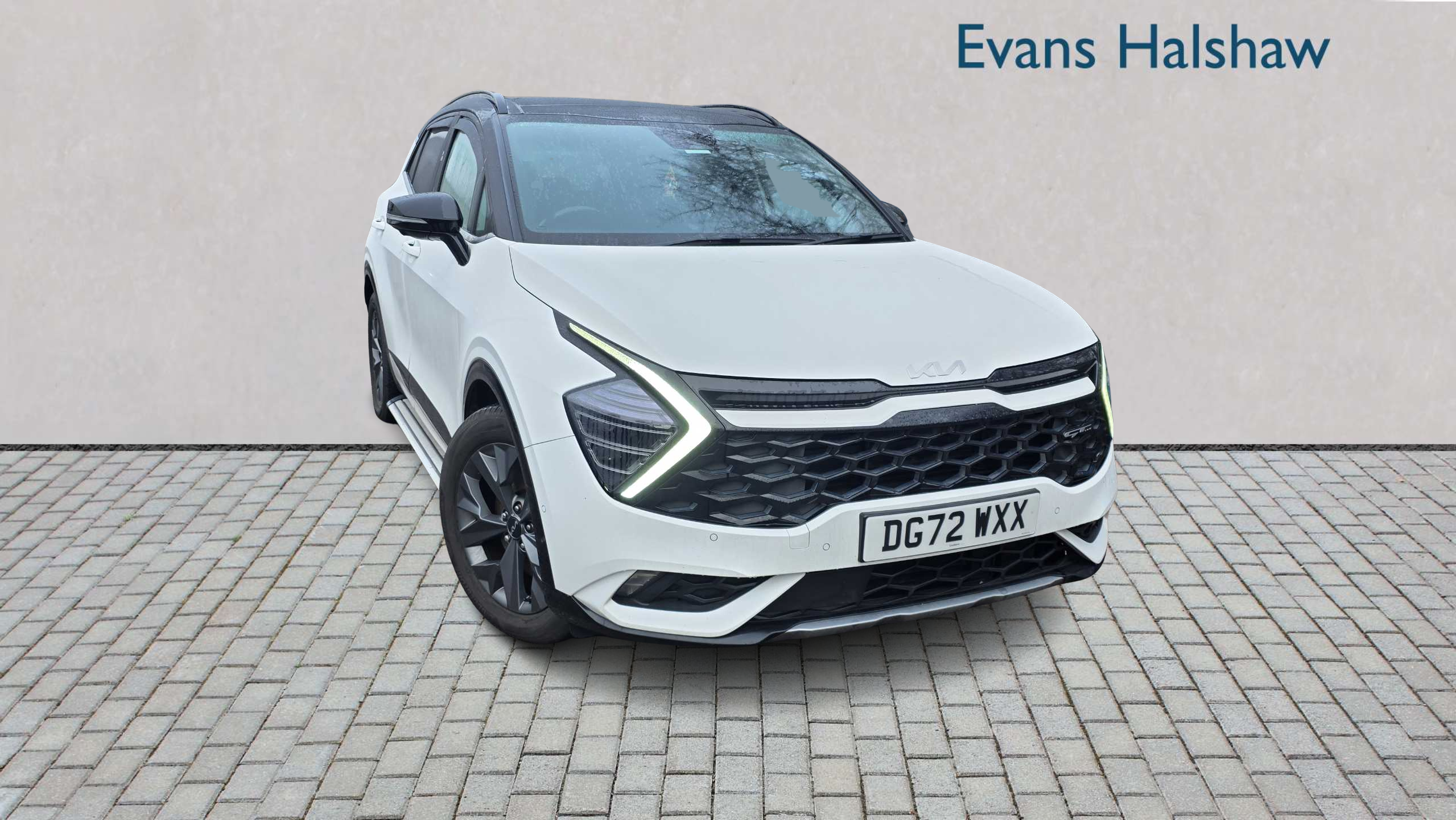 Main listing image - Kia Sportage