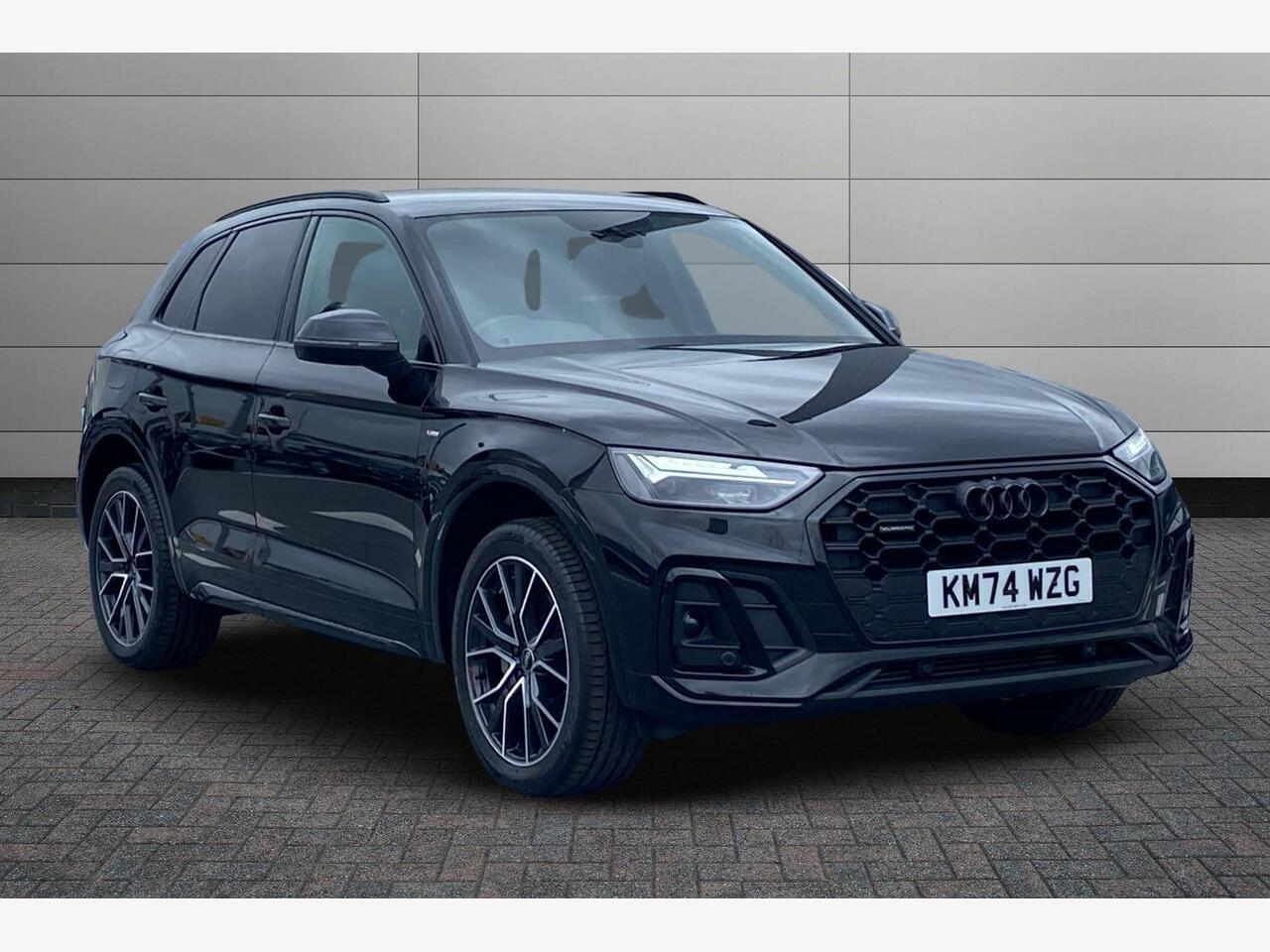 Main listing image - Audi Q5