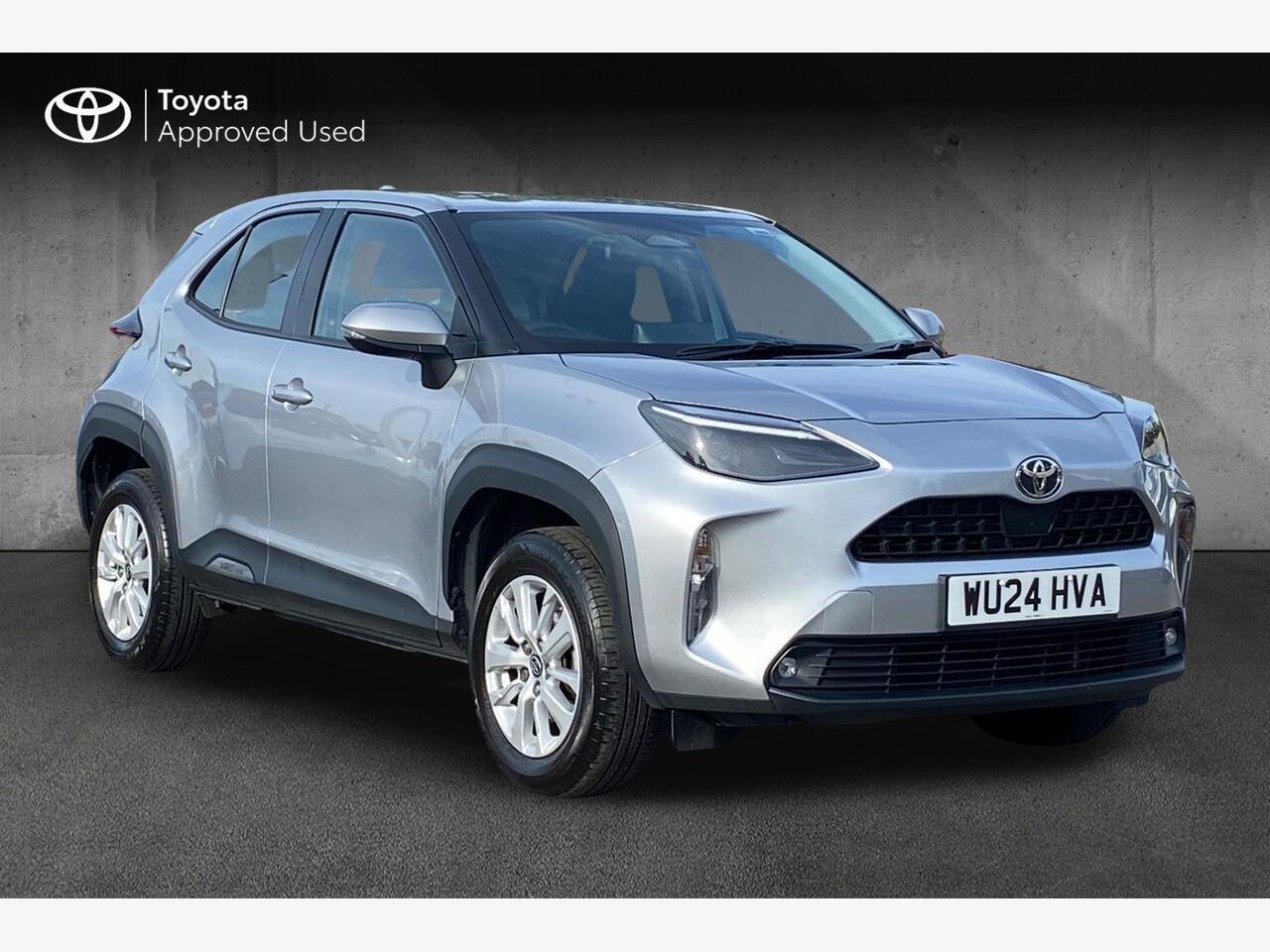Main listing image - Toyota Yaris Cross