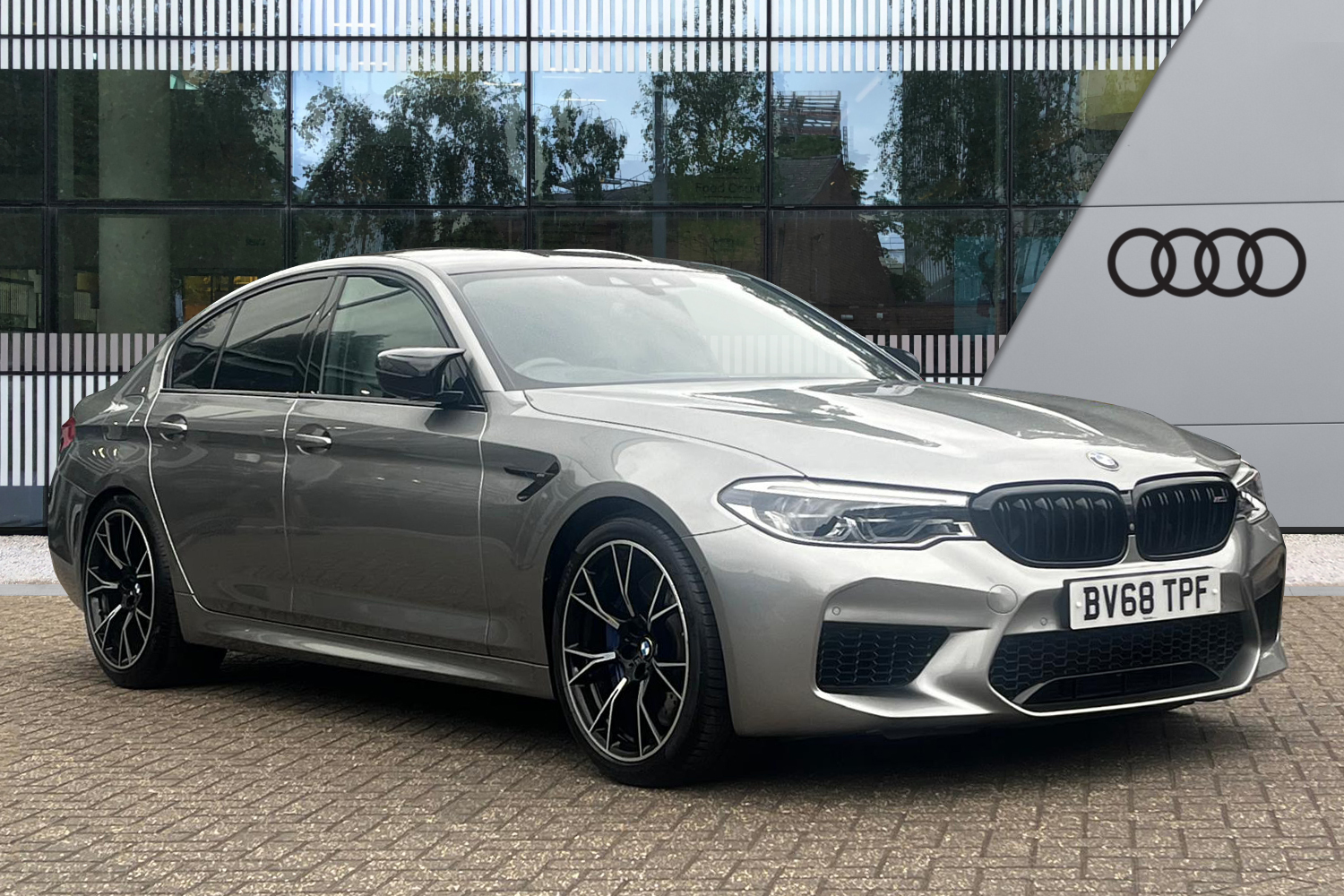 Main listing image - BMW M5