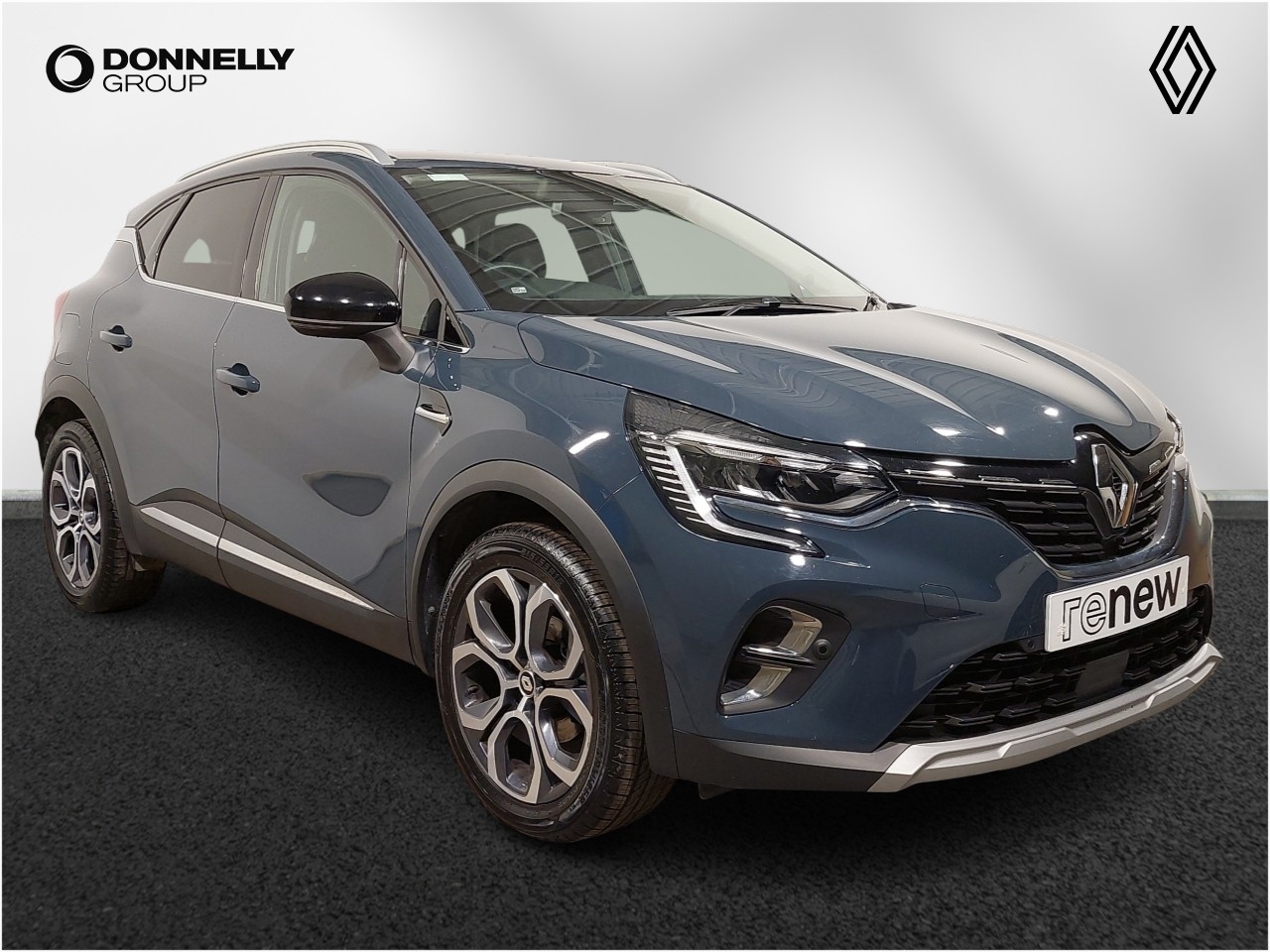 Main listing image - Renault Captur