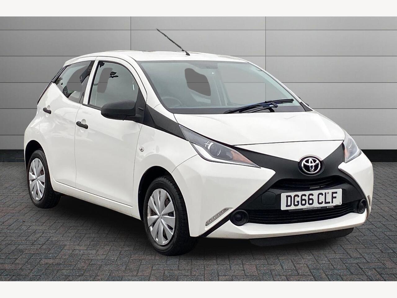 Main listing image - Toyota Aygo
