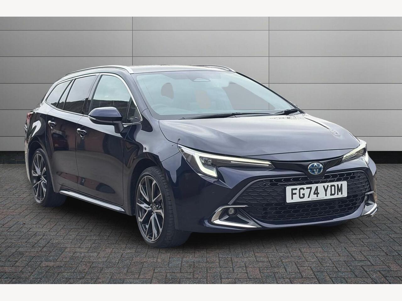 Main listing image - Toyota Corolla Touring Sport