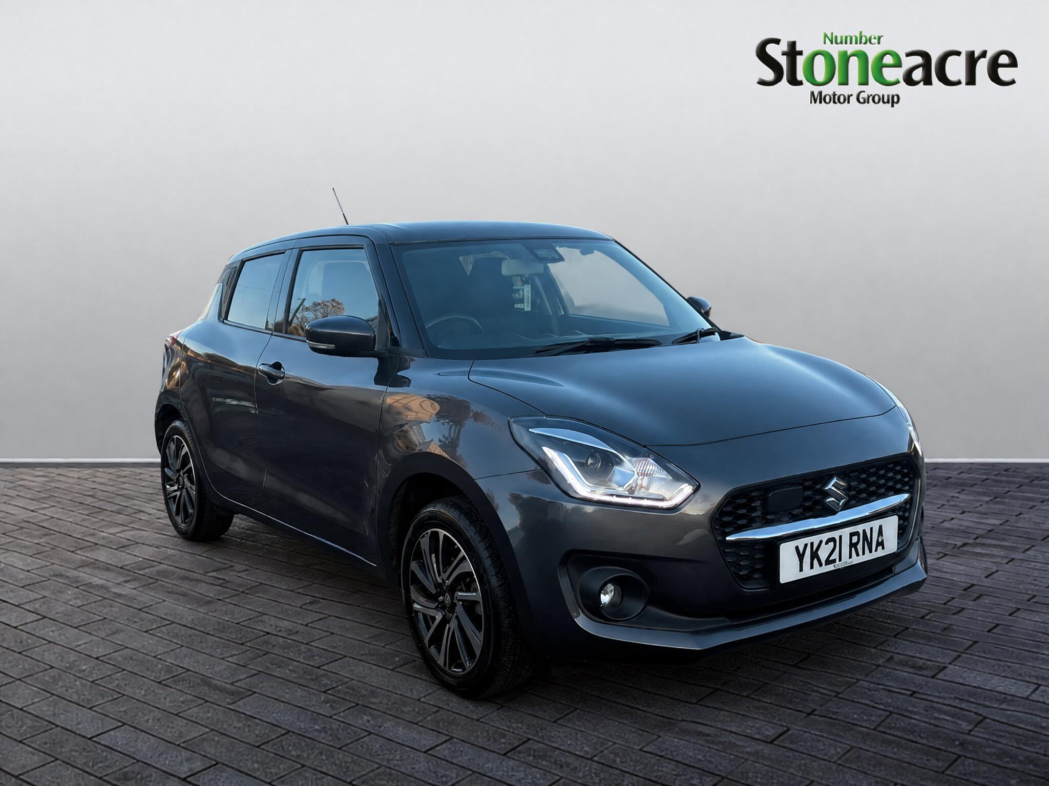 Main listing image - Suzuki Swift