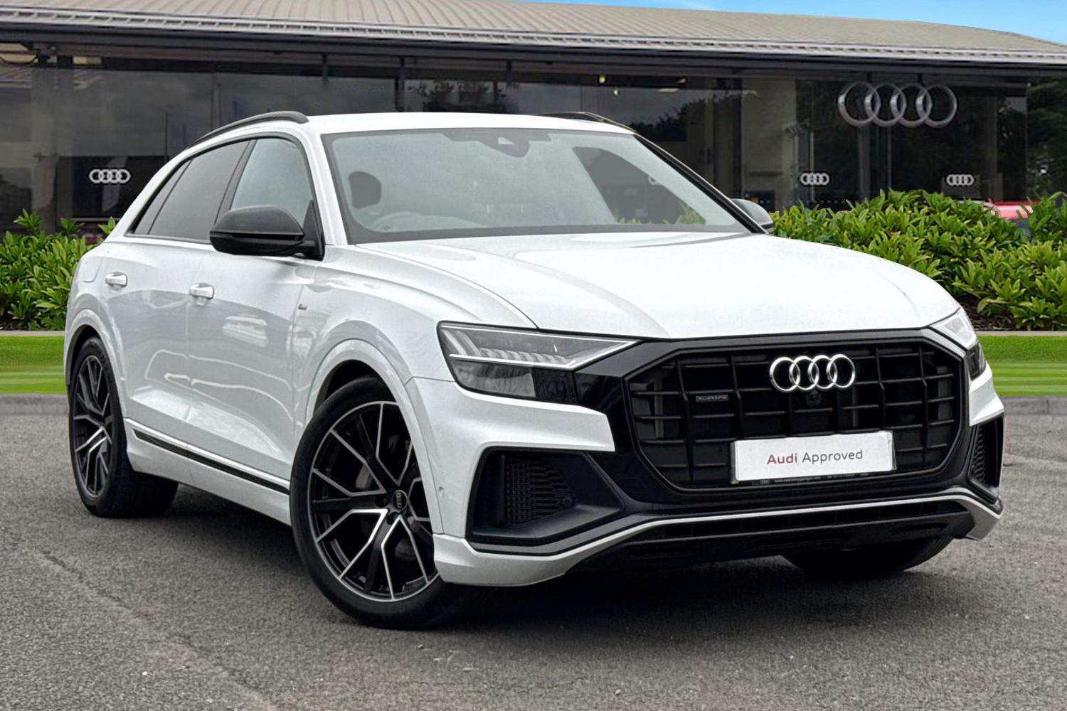 Main listing image - Audi Q8
