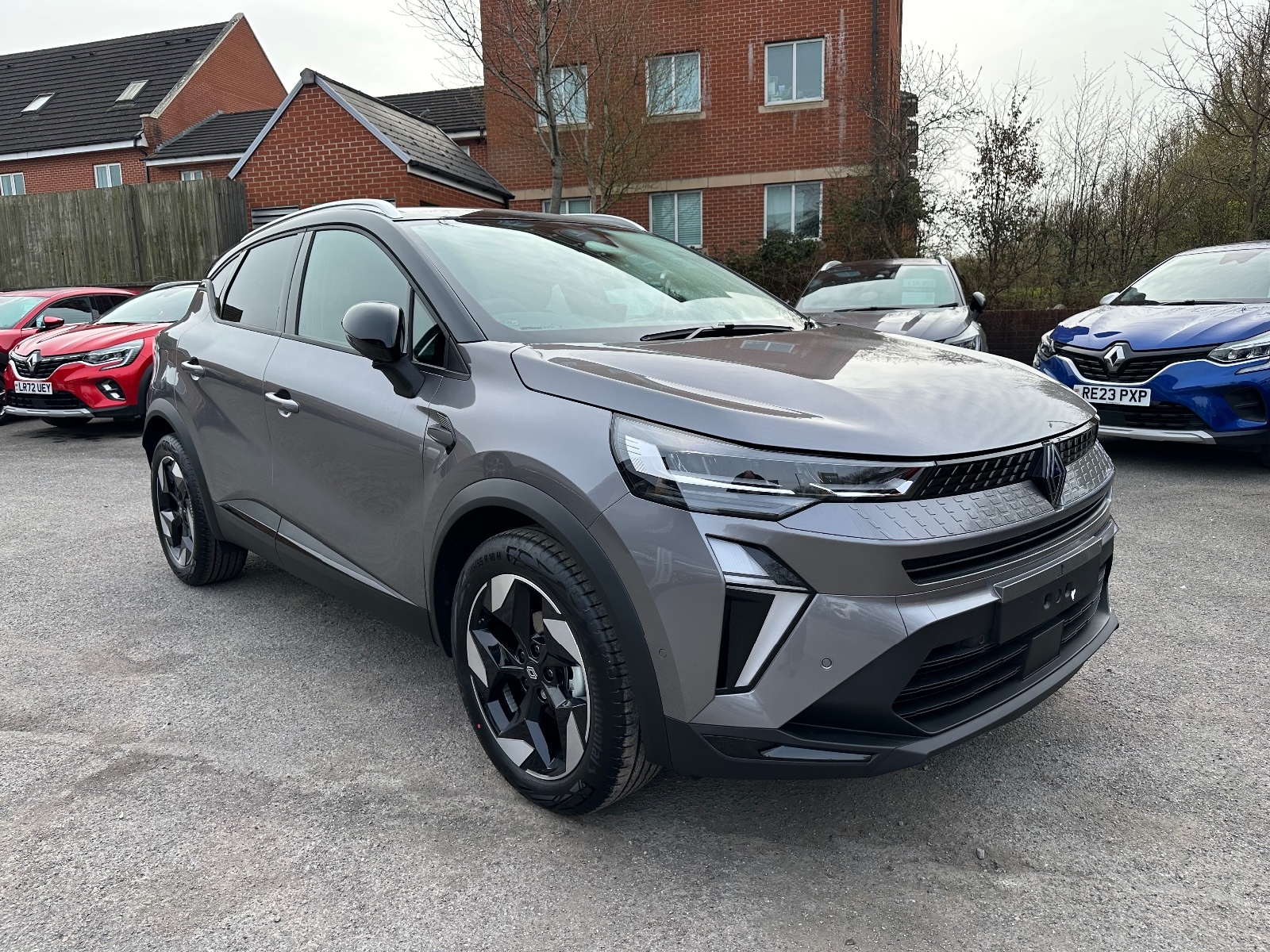 Main listing image - Renault Captur