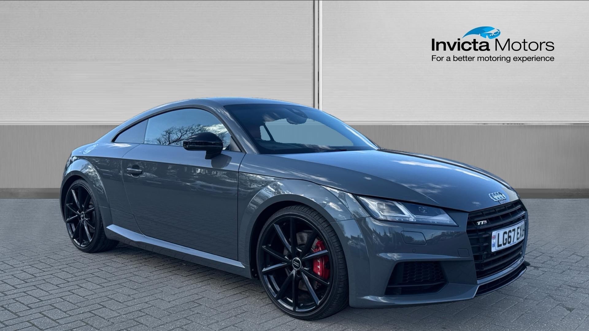 Main listing image - Audi TT S