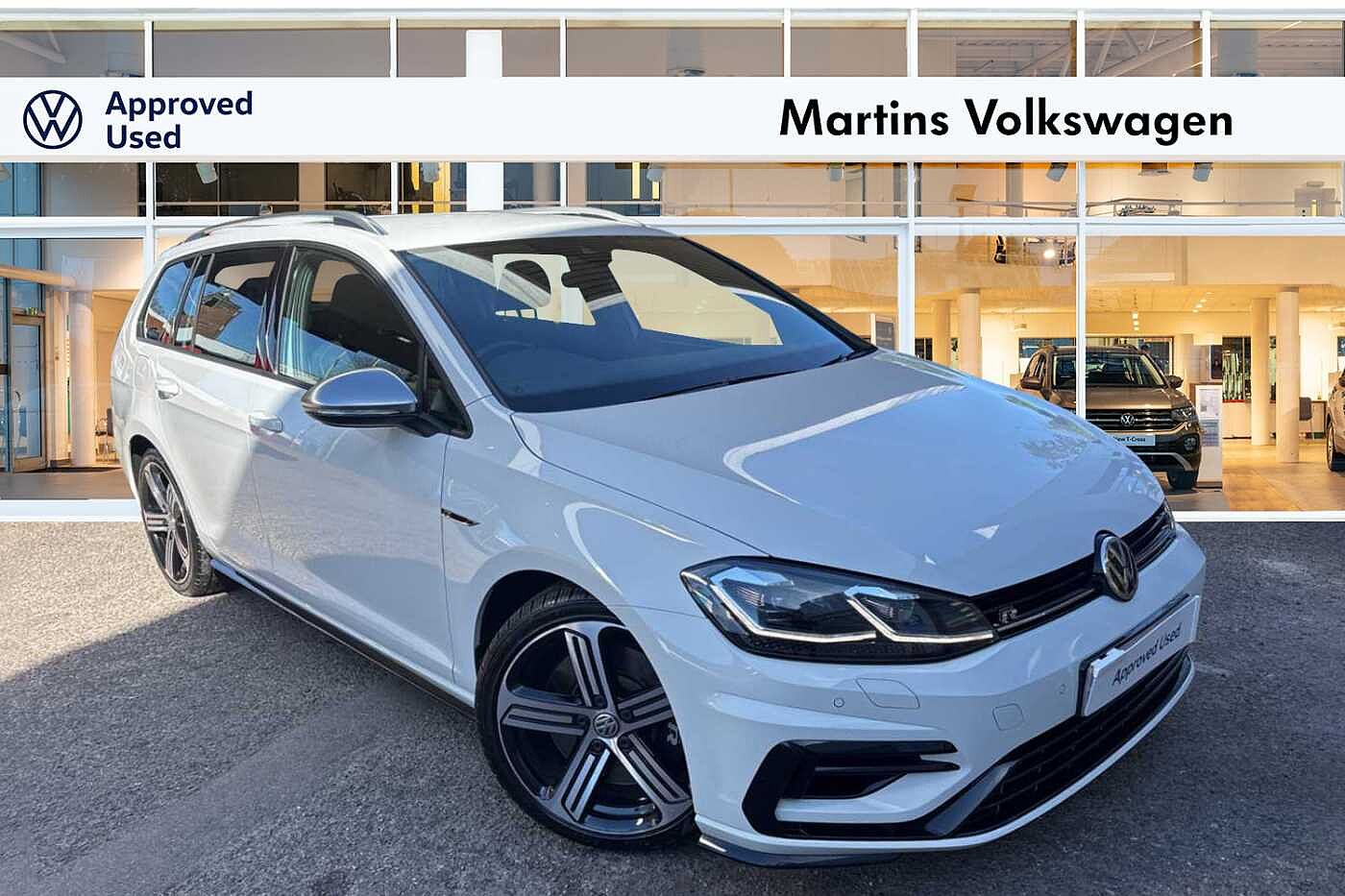 Main listing image - Volkswagen Golf Estate