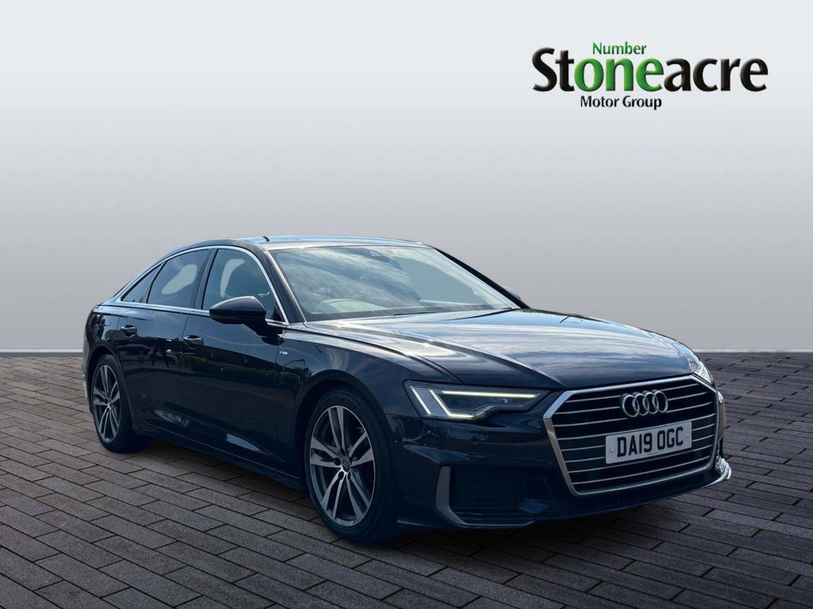 Main listing image - Audi A6