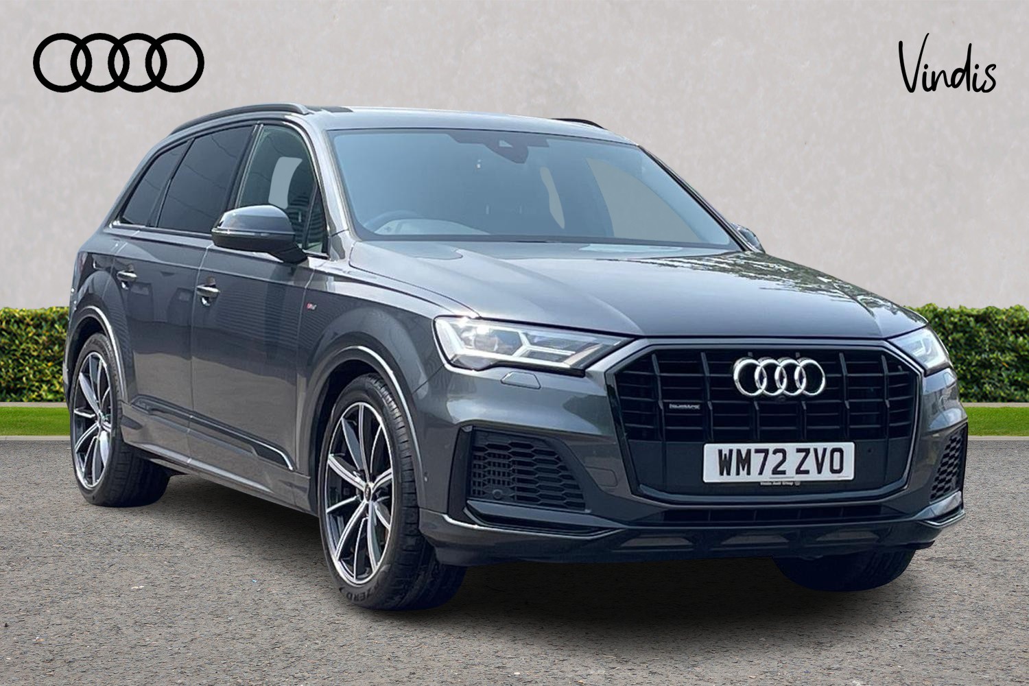 Main listing image - Audi Q7
