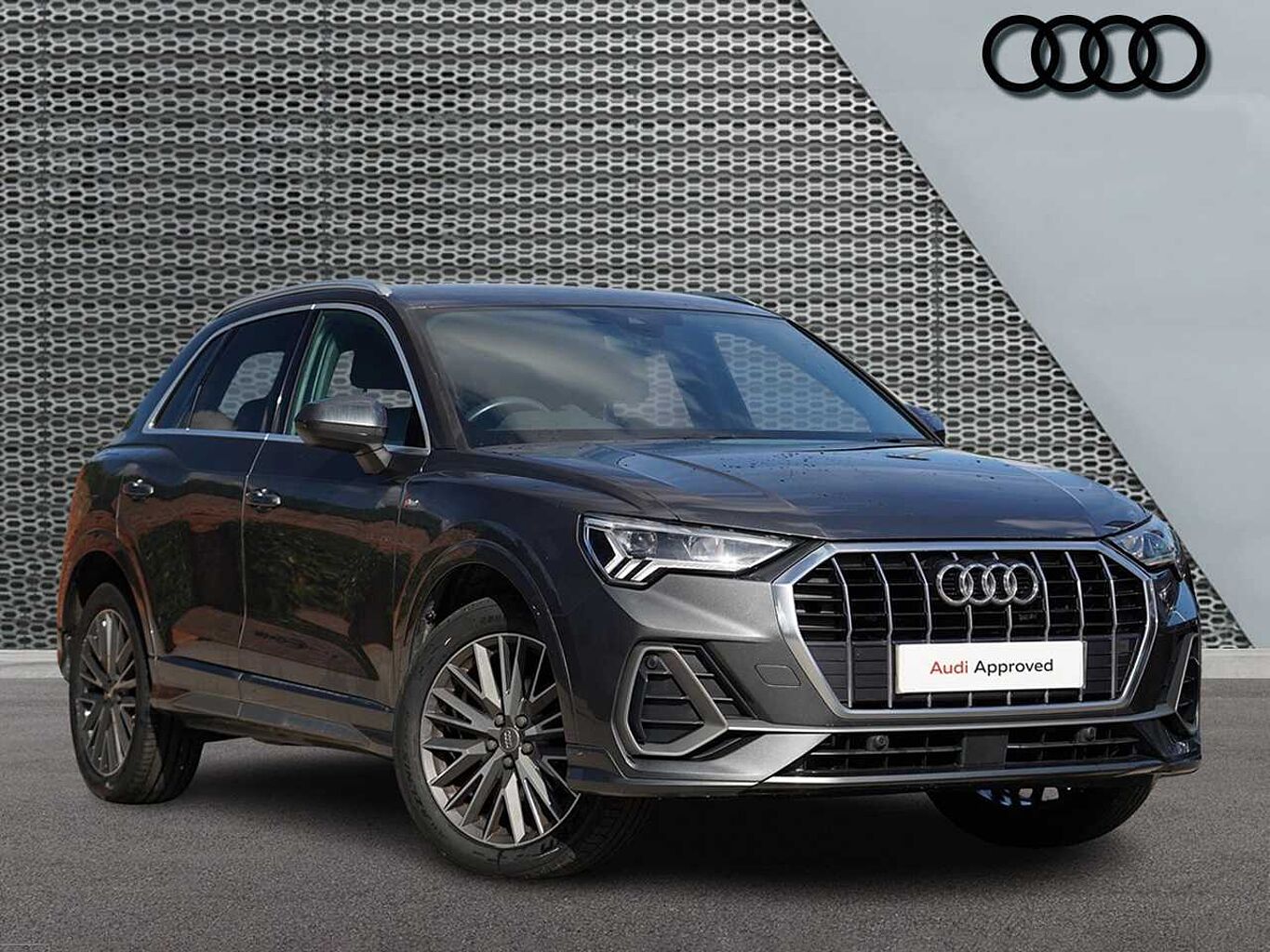 Main listing image - Audi Q3