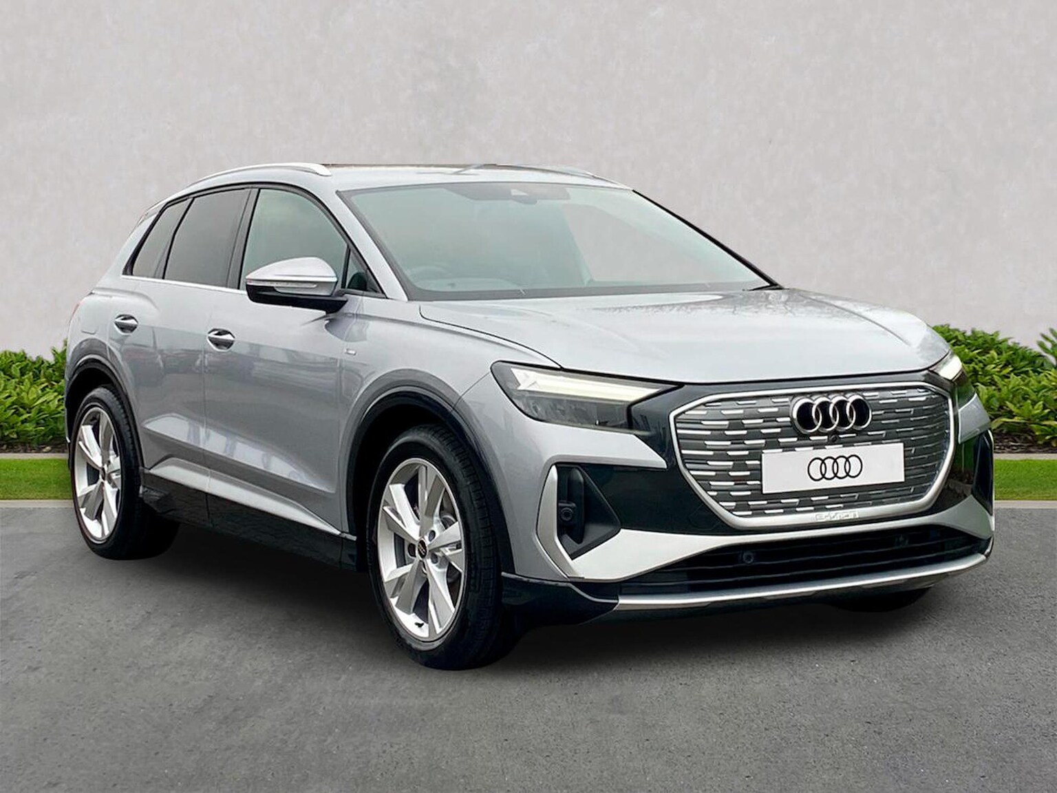 Main listing image - Audi Q4