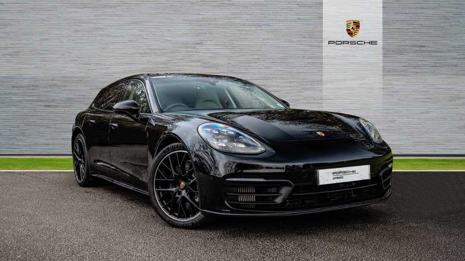 Main listing image - Porsche Panamera Sport Turismo