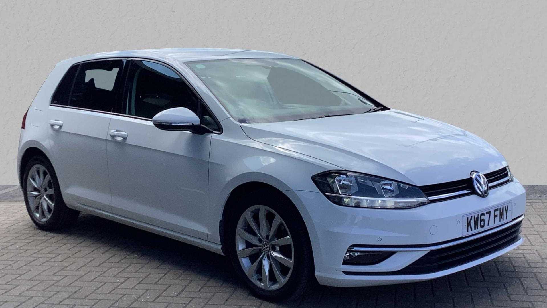 Main listing image - Volkswagen Golf