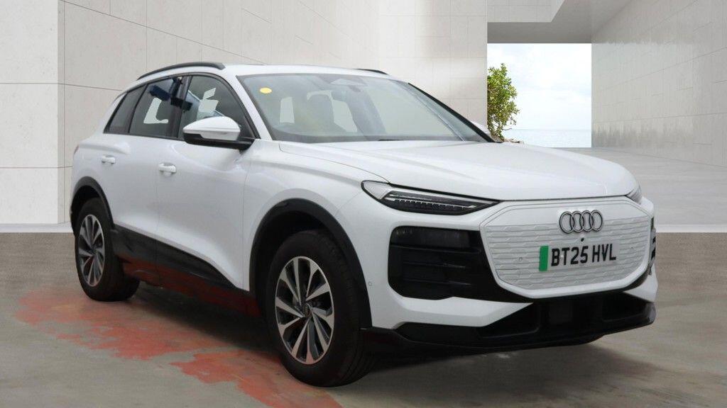 Main listing image - Audi Q6