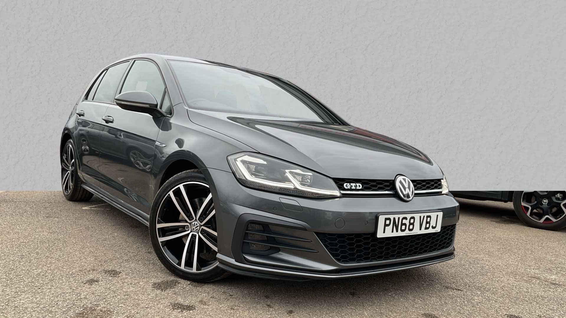 Main listing image - Volkswagen Golf